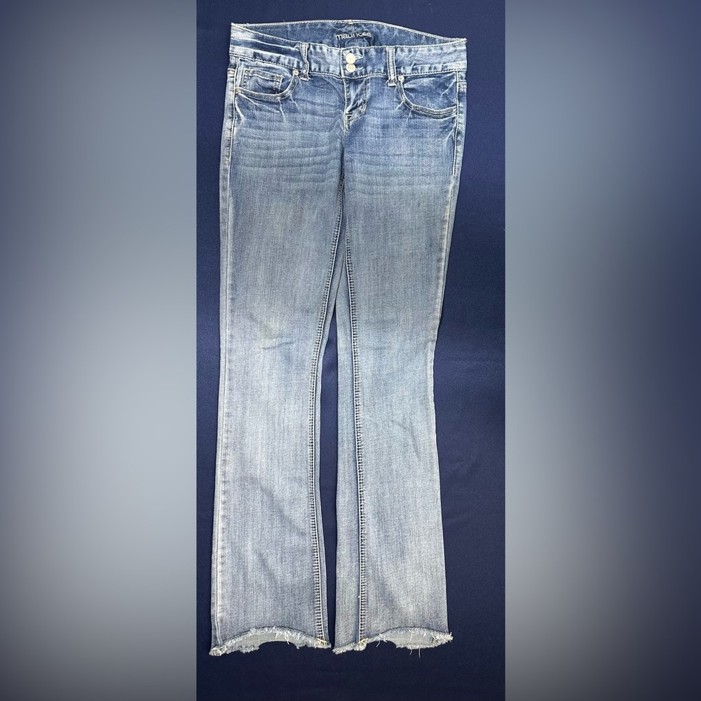 Maurices Blue Straight Leg Jeans with Faded Detail size 3/4